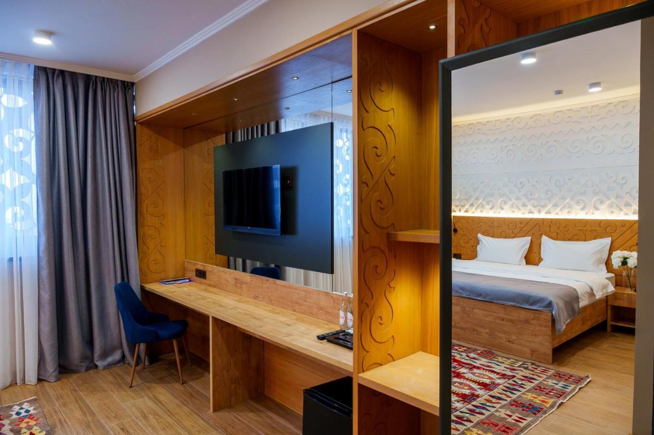 Dami Almaty Hotel Εξωτερικό φωτογραφία