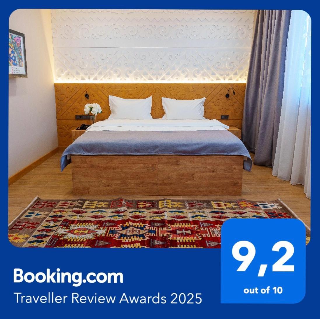 Dami Almaty Hotel Εξωτερικό φωτογραφία