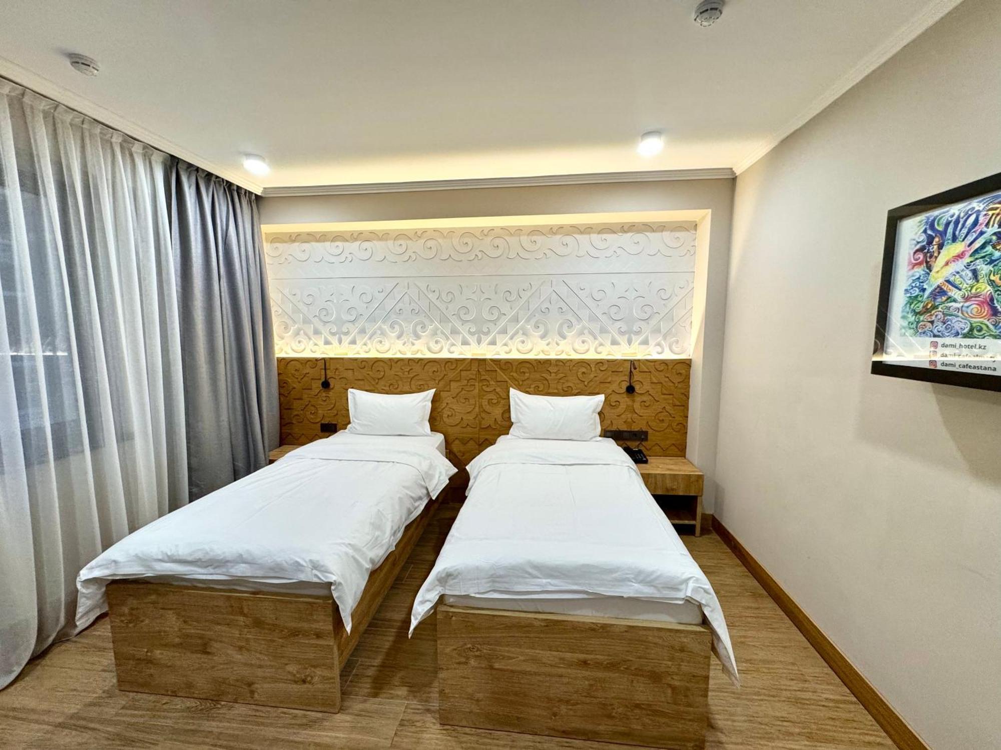 Dami Almaty Hotel Εξωτερικό φωτογραφία